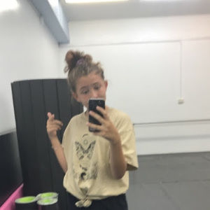 Meet your Posher, Myla